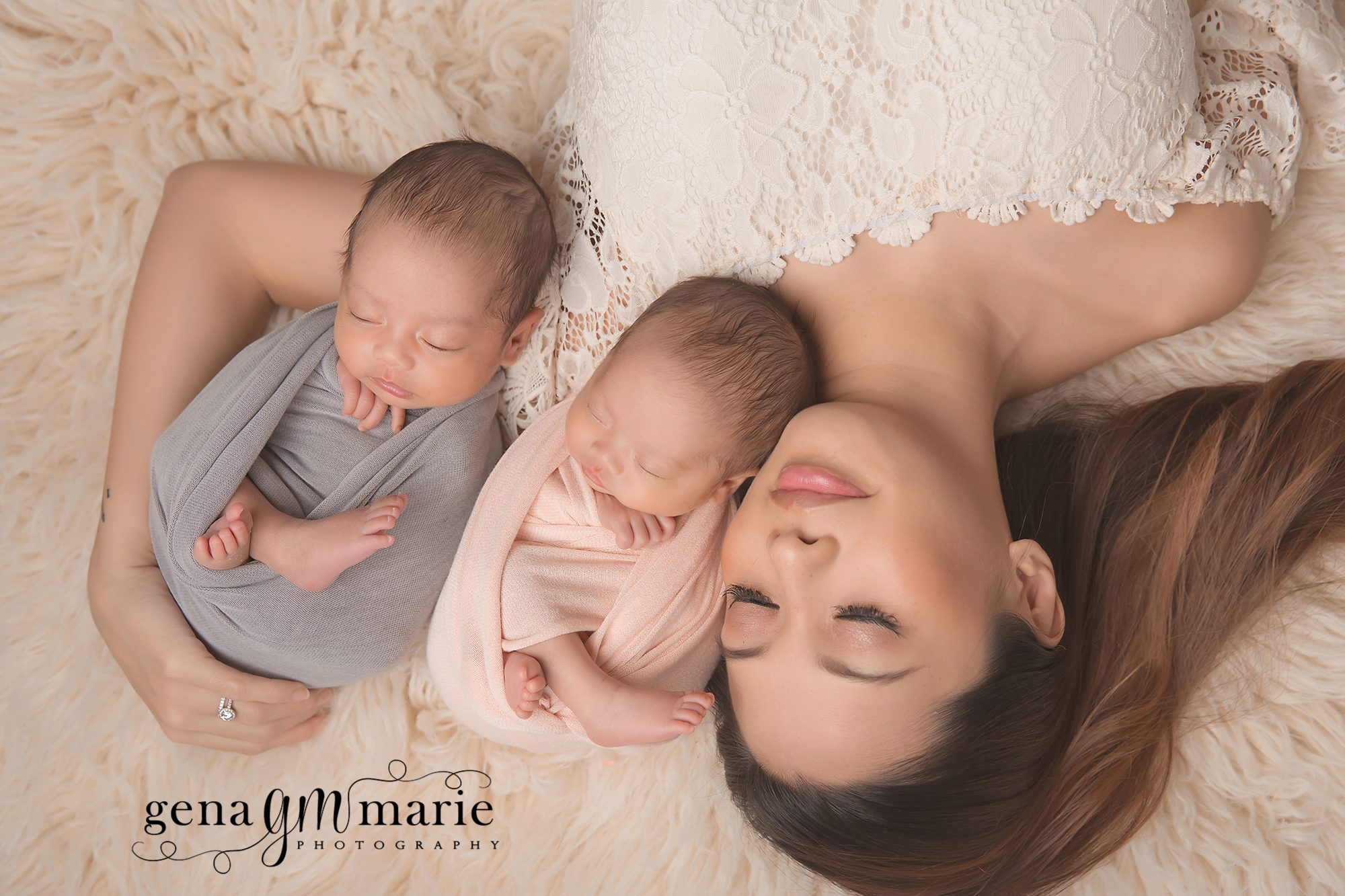 newborn twins - dc twin photographer 