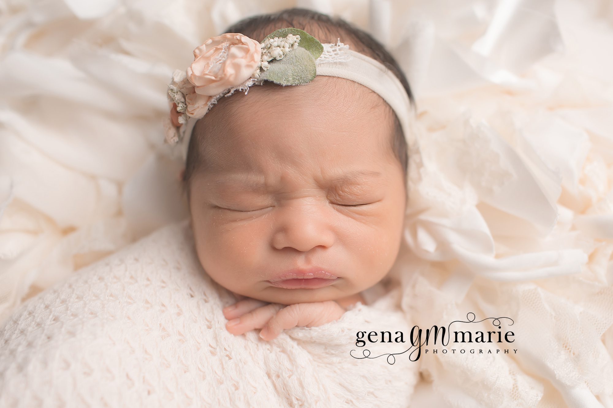 baby girl nova newborn photographer