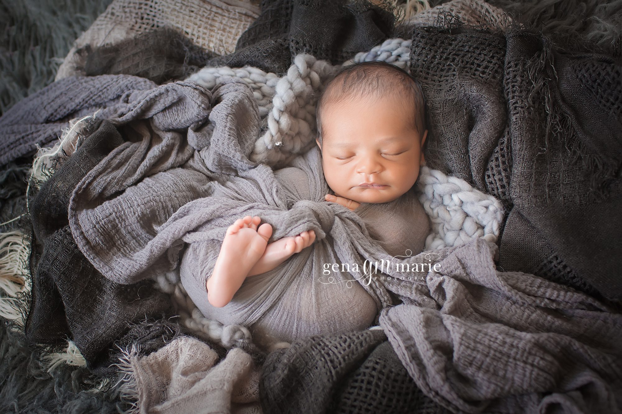 newest-edition-washington-dc-newborn-photographer