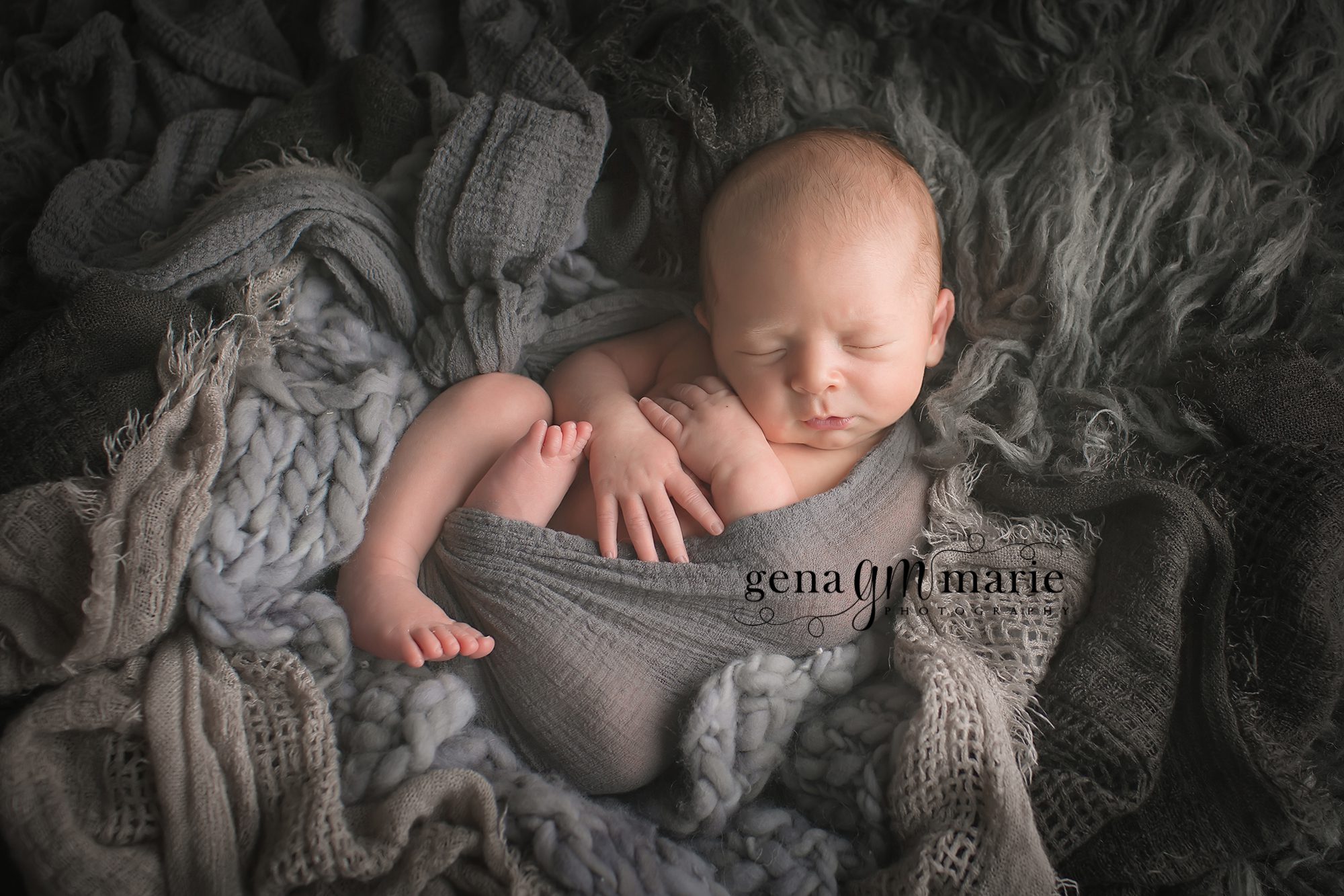 newborn snuggles {northern virigina newborn photographer }